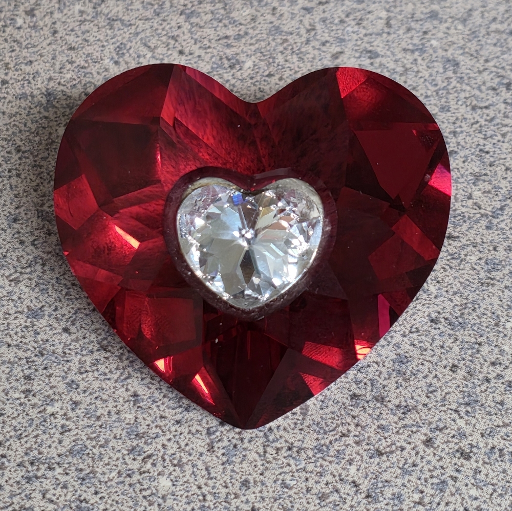 Swarovski Annual Red Heart 2005 RARE